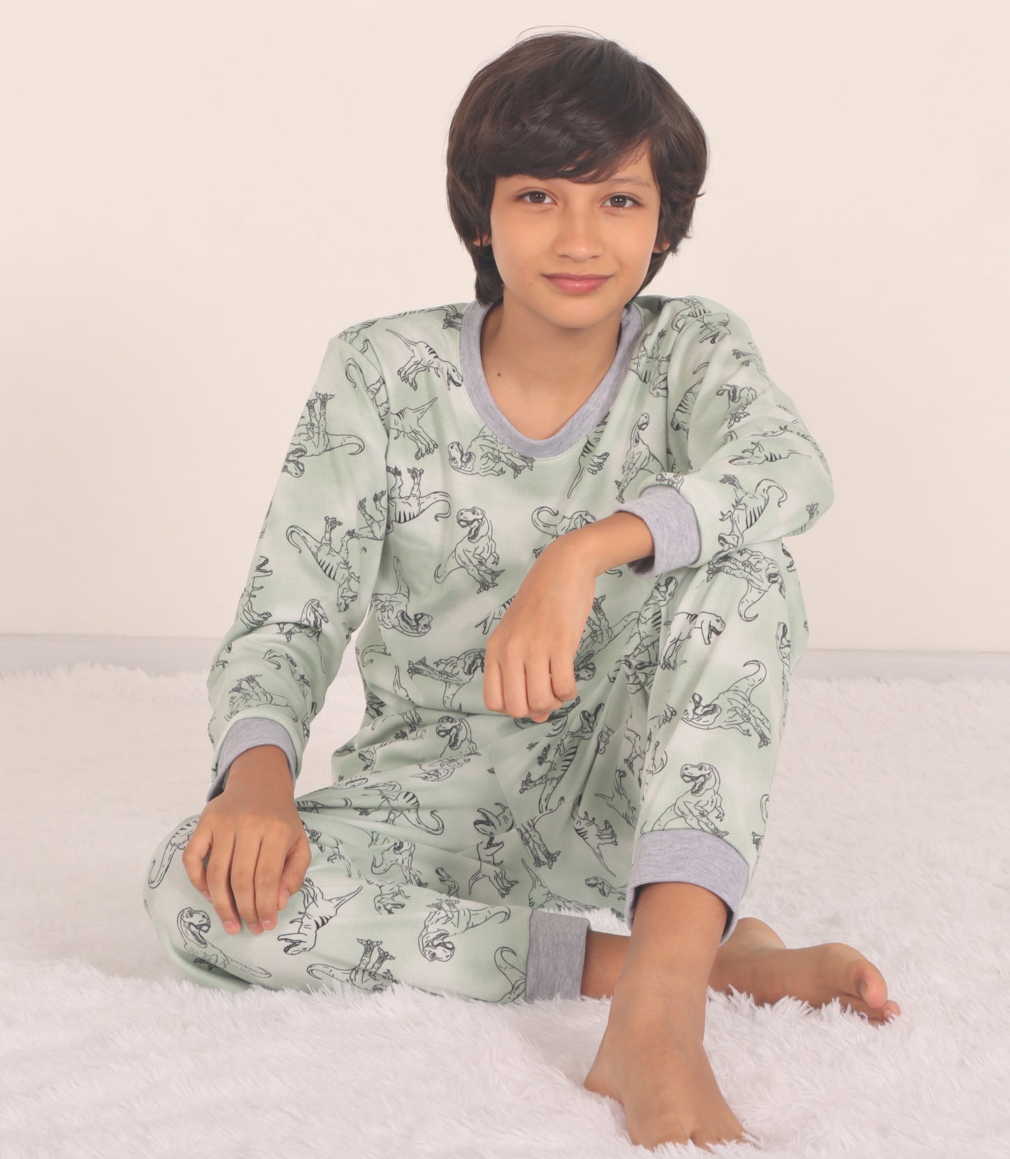 Pijama de dinosaurios para niño