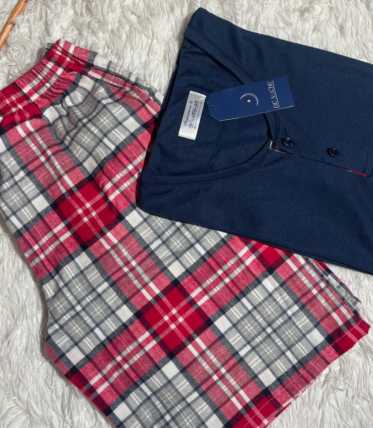 Pijama para Hombre tipo Bermuda a Cuadros y Camiseta tipo Henley