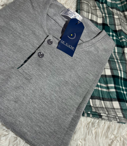 Pijama para Hombre tipo Bermuda a Cuadros y Camiseta tipo Henley